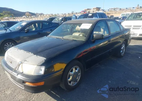 1996 Toyota Avalon Xl/Xls z USA, uszkodzony, nr VIN 4T1BF12B3TU075845